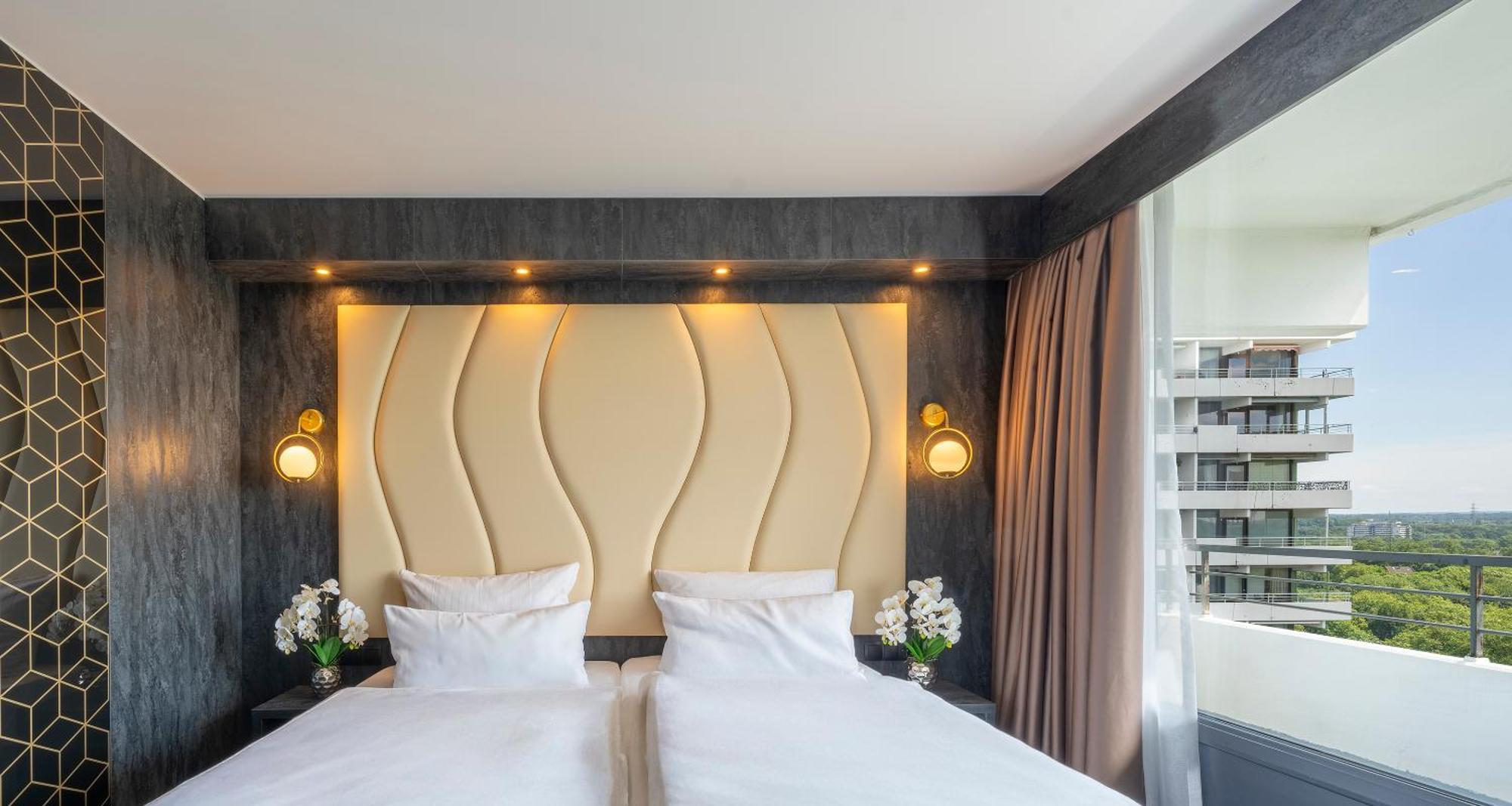 Hotel Plaza 4*
